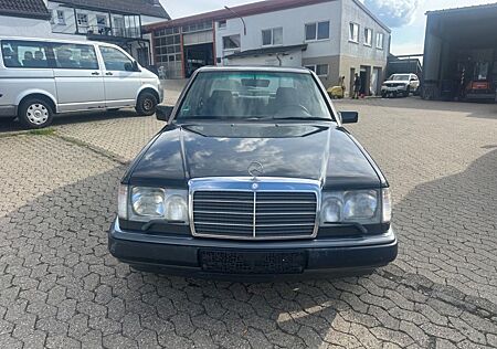 Mercedes-Benz E 300 ! EZ 03.1990 ! TÜV Neu ! 1.Hand