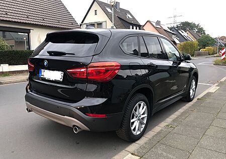 BMW X1 sDrive18d. Sehr Gepflegt