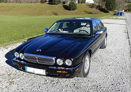 Jaguar Daimler 4.0 V8 Lang -  ! GETRIEBE NEU !