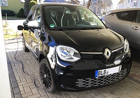 Renault Twingo 22KWh Urban Night mit Werksgarantie