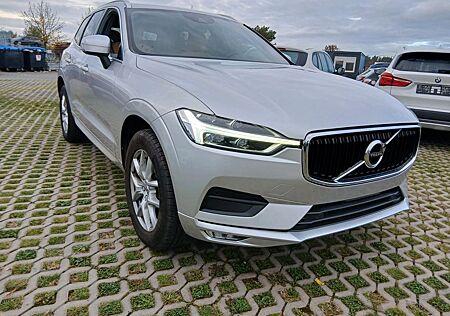Volvo XC 60 XC60 D4 AWD Scheckheftgepflegt 190 PS ACC