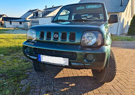 Suzuki Jimny 4WD mit Klima, TÜV neu
