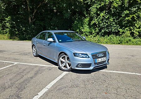 Audi A4 2.0 TFSI quattro Limousine S line