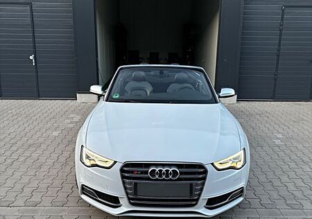 Audi A5 3.0 TDI Cabrio - Top Ausstattung