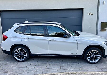 BMW X1 xDrive18d Sport Line Autom.Navi AHK Allrad 8F