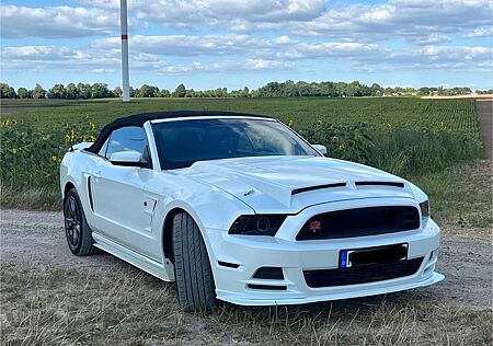 Ford Mustang V6 5 Liter
