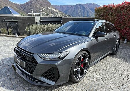 Audi RS6 Avant 4.0 TFSI quattro Ceramic B&O Pano