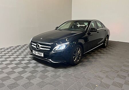 Mercedes-Benz C 180 180 CGI Lim. Automatik*LED-Navi-Tempomat-Leder*