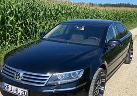 VW Phaeton Volkswagen 4.2 V8 lang 4MOTION Tiptronic 4-Sitzer -