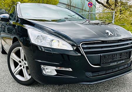 Peugeot 508 SW GT2.2D AUTOMATIK PANO HEAD-UP XENON