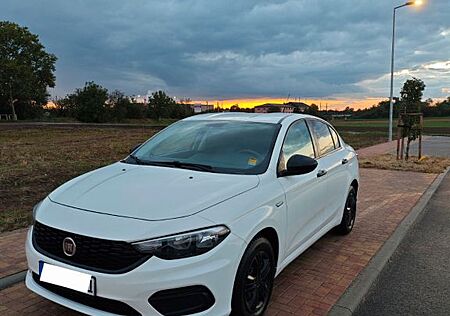 Fiat Tipo 1.4 16V EASY