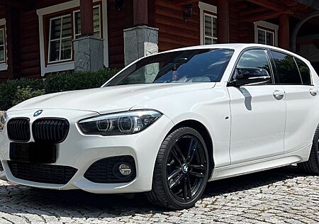 BMW 118i Sport Line Sport Line