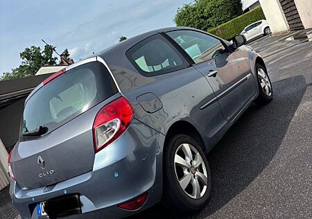 Renault Clio Dynamique TCE 100 Eco2 Dynamique