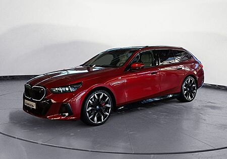 BMW i5 eDrive40 Touring M Sport Panorama AHK B&W