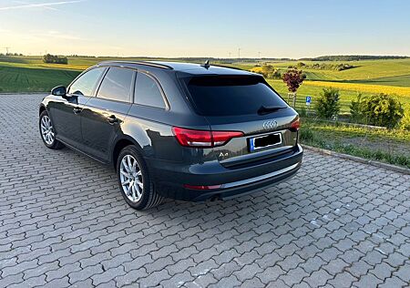 Audi A4 2.0 TDI S tronic Avant -