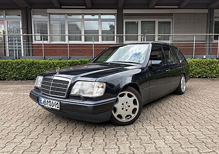 Mercedes-Benz E 320 gebraucht kaufen Mercedes-Benz E 320 320 TE (S124)