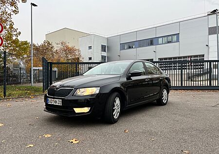 Skoda Octavia 1.6 TDI 81kW Active Active