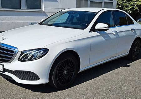 Mercedes-Benz E 200 d 9G - TRONIC, AHK, KAMERA,NAVI
