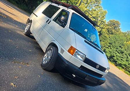 VW T4 Volkswagen 2.5 TDI VIELES NEU TÜV 7.27 Offroad Camper