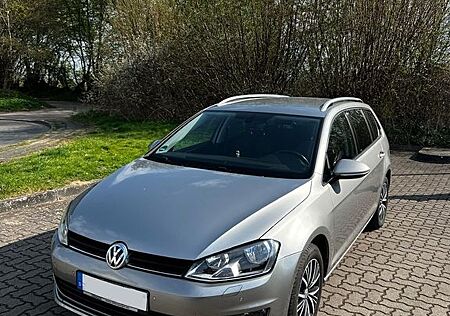 VW Golf Volkswagen 1.2 TSI BMT ALLSTAR Variant