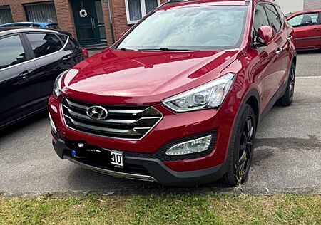 Hyundai Grand Santa Fe 2.2 CRDi Style 4WD Automatik ...