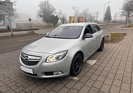Opel Insignia A Sports Tourer Sport 4x4