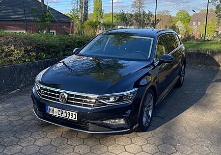 VW Passat Variant Volkswagen R-Line 2.0 TDI Elegance