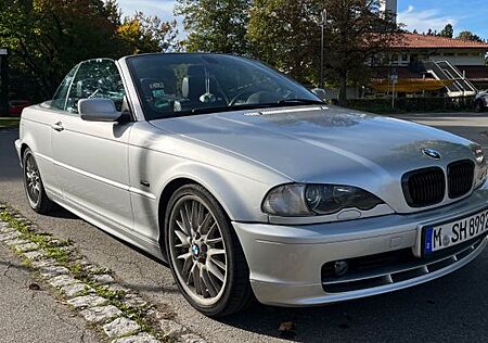 BMW 325Ci -