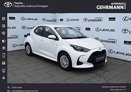 Toyota Yaris Hybrid Business Edition