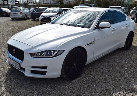 Jaguar XE Prestige*TÜV:06/2027*