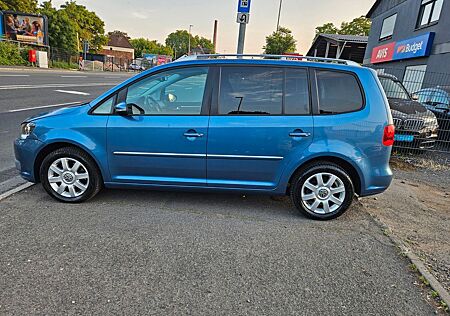 VW Touran Volkswagen Highline BMT-7 SITZE -NAVI
