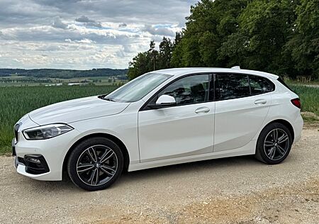 BMW 118i Sport Line Sport Line