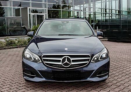 Mercedes-Benz E 300 4MATIC AVANTGARDE AVANTGARDE