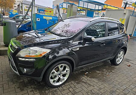 Ford Kuga 2,0 TDCi 4x4 103kW Titanium Titanium