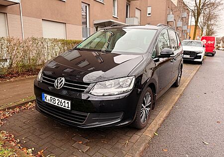 VW Sharan Volkswagen 2.0 TDI - DSG - 7Sitz. - Leder - Carplay
