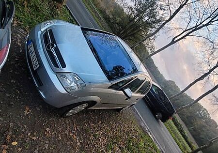 Opel Meriva 1.6 -