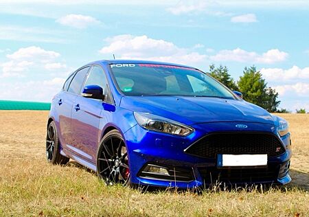 Ford Focus ST 2,0 TDCi