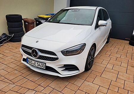 Mercedes-Benz B 200 d DCT, AMG Sportpaket, LED, Automatik