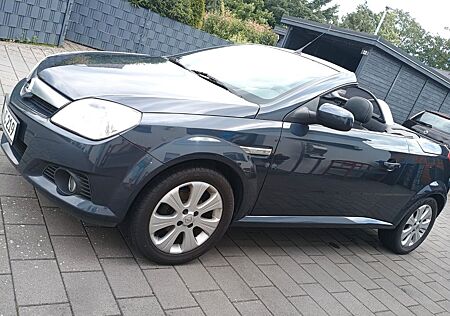 Opel Tigra 1.4  Twin Top Cabrio 90 PS