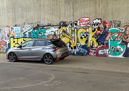 Hyundai i20 I20N, 1.Hand, Scheckheft, 8-Fach bereift