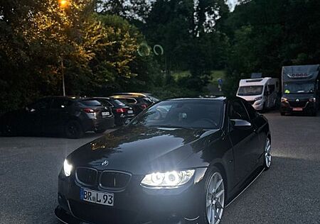 BMW 325i -
