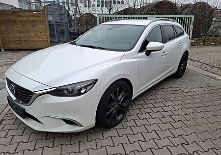 Mazda 6 2.2 SKYACTIV-D 175 i-ELOOP Sports-L. AT Sp...