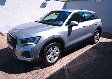 Audi Q2 35 TFSI S-Tronic advanced RFK NAV LED