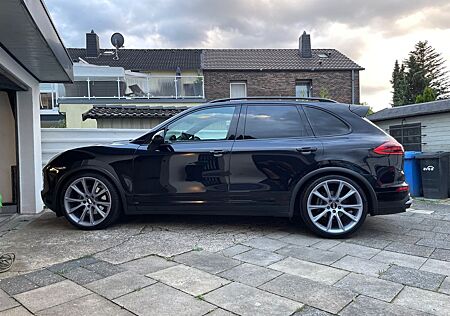 Porsche Cayenne Diesel -