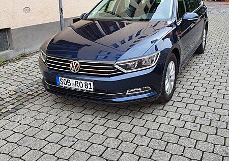 VW Passat Variant Volkswagen 2.0 TDI DSG Comfortline Varia...