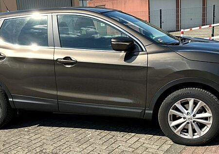 Nissan Qashqai 1.2 DIG-T Acenta Acenta