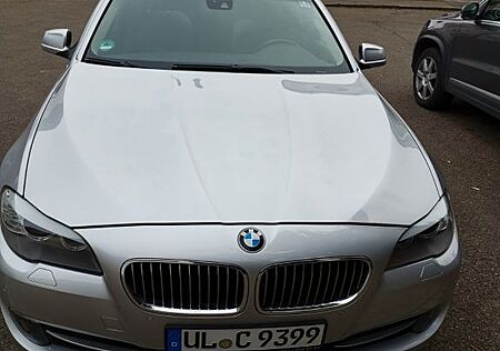 BMW 523