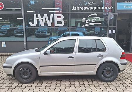 VW Golf Volkswagen 1.6 5t Automatik EDITION TÜV NEU AHK KLIMA