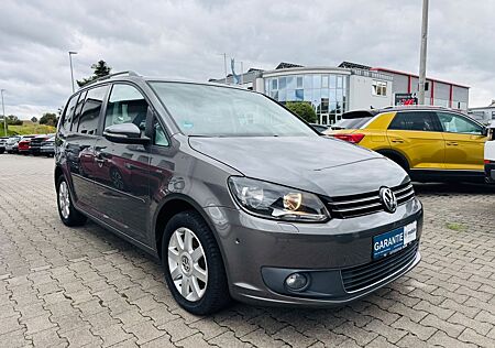 VW Touran Volkswagen Life+Navi+SHZ+2xPDC**72.000km**