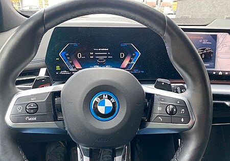 BMW 230e Steptronic DCT xDrive - M-Sport, AHK, Hybri